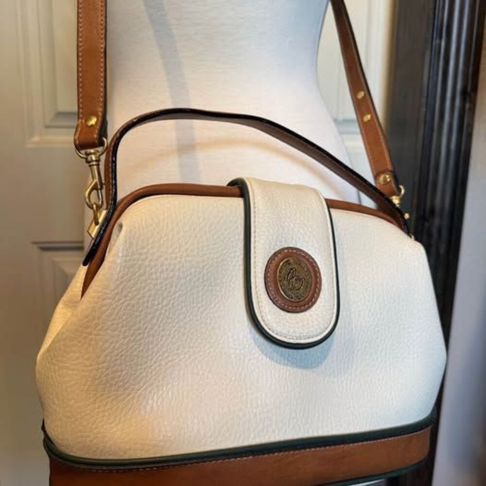 Vintage Magnetic Closure Leather Doctor Bag Satchel